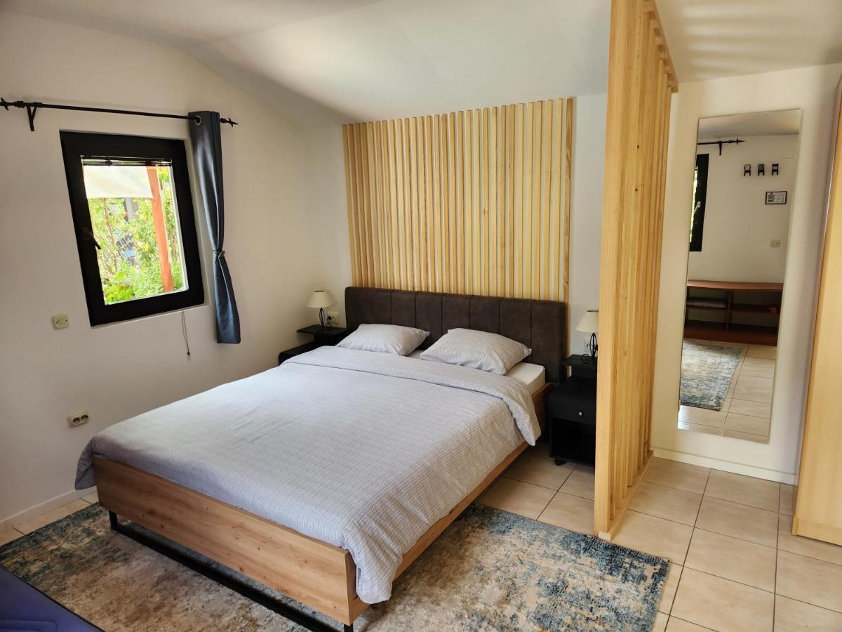 Pension Lale Apartment Peštani Екстериор снимка